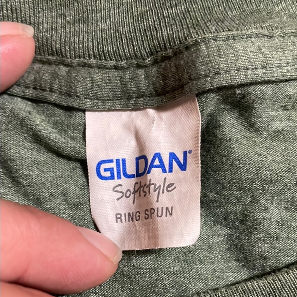 Gildan Green Short Sleeve Tee - Picture 5 of 5
